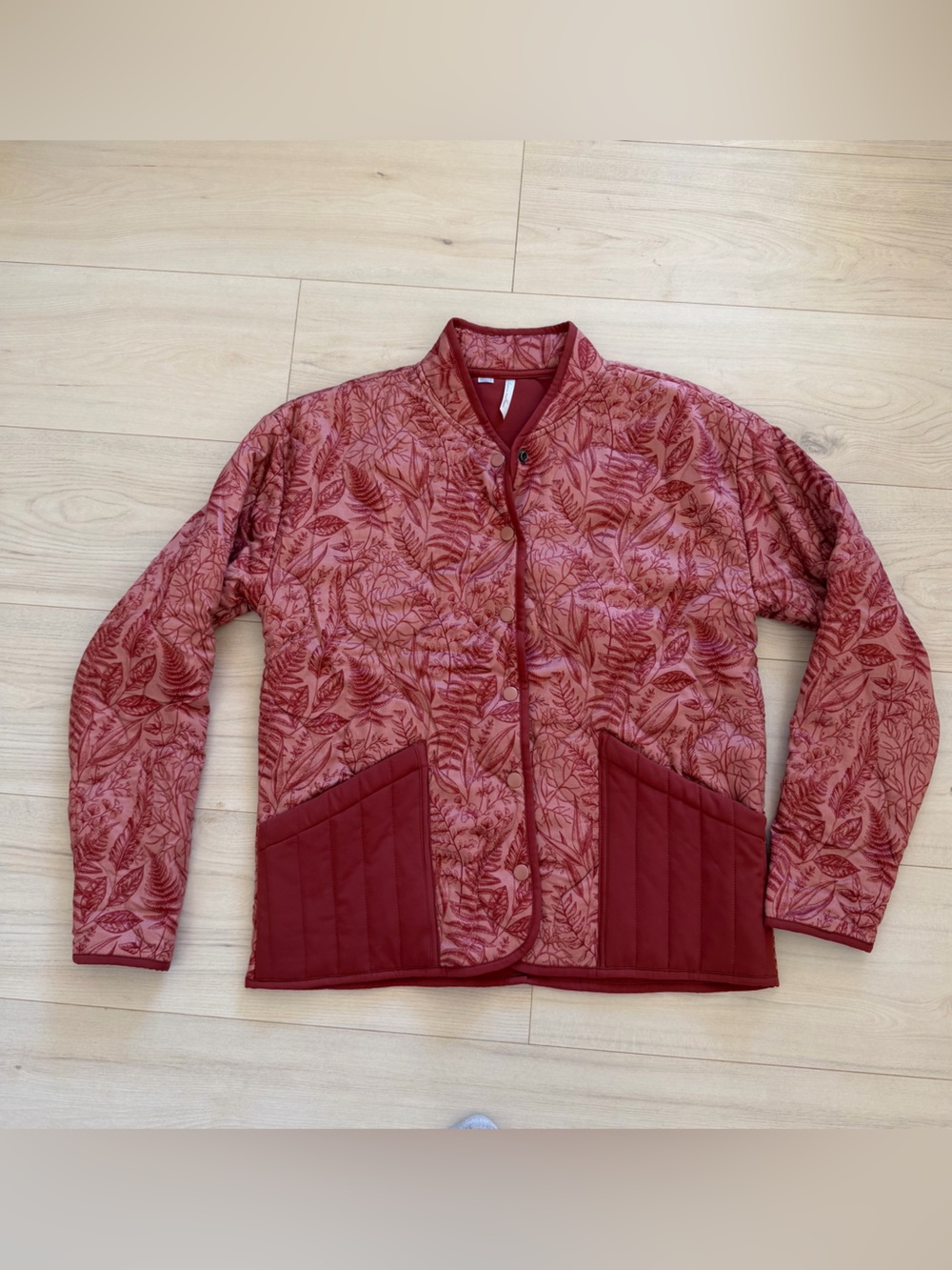 Travis Mathew Quilted Leaf-Print Bomber Jacket in Burgundy